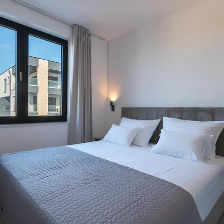 Private Belmar Apartment Mandre